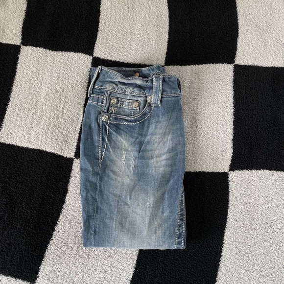 Miss Me Jeans - Picture 1 of 8